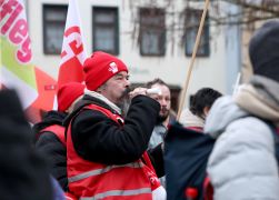 Wieder Hunderte Protestieren In Jena 22